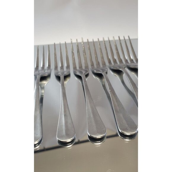 Rogers Co Stainless Korea Forks Silverware Flatware - SET OF 8 - Picture 2 of 8